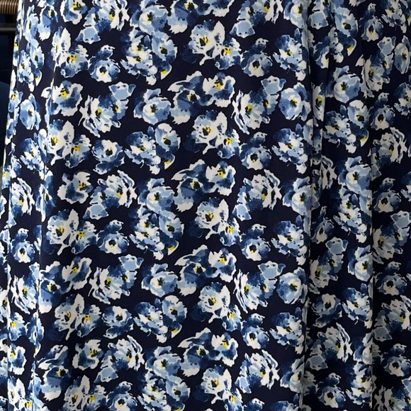 Lauren Ralph Lauren Sleeveless Floral Faux Wrap Dress Size 10P - Picture 6 of 7